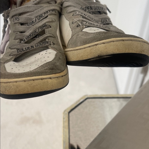 Golden Goose White and Gray Sneakers with Star Detail - Picture 5 of 5